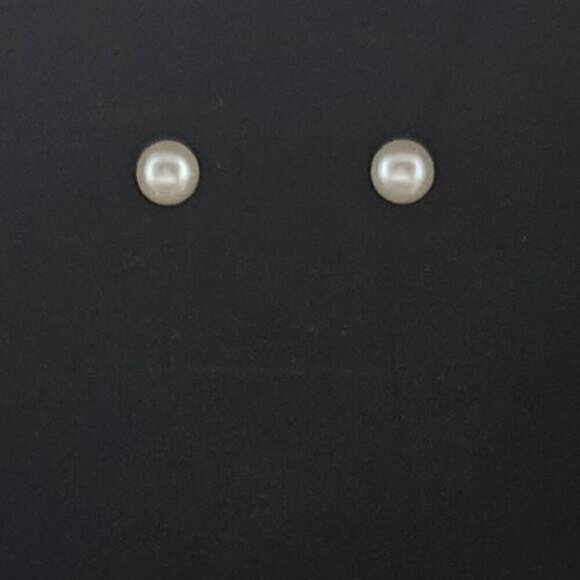 Classic Faux Pearl Necklace & Matching Stud Earring Set Gold Tone Vintage Style - Picture 5 of 6